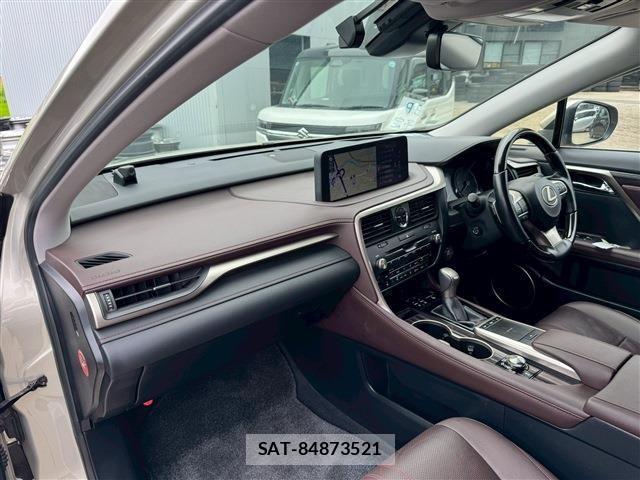 Lexus RX 2021-03 8074389-3