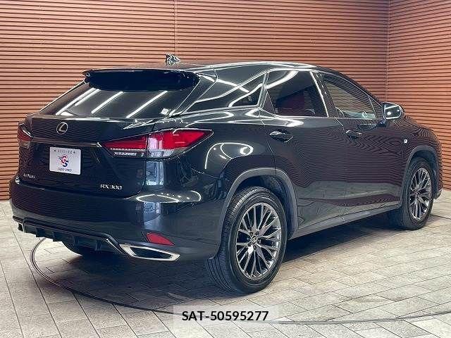 Lexus RX 2021-07 8146086-15