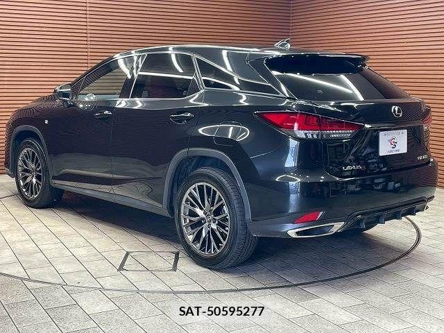 Lexus RX 2021-07 8146086-16