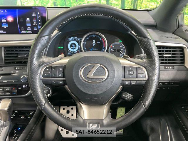 Lexus RX 2018-04 8146087-10