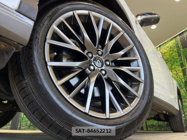 Lexus RX 2018-04 8146087-12