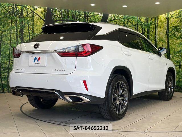 Lexus RX 2018-04 8146087-16