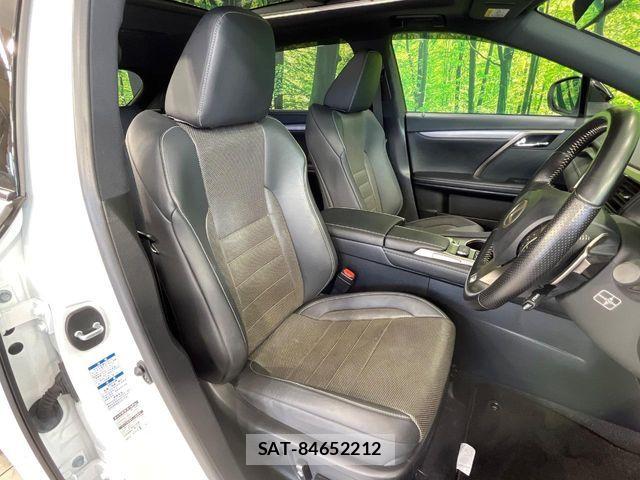 Lexus RX 2018-04 8146087-7