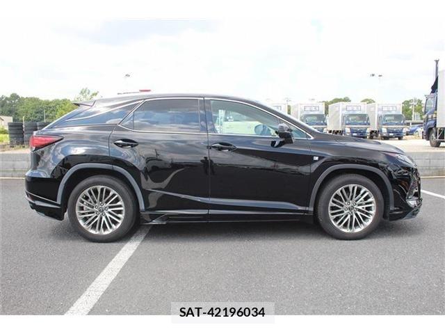 Lexus RX 2019-11 8366781-14
