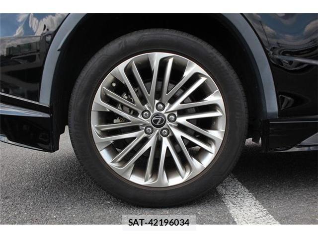 Lexus RX 2019-11 8366781-18