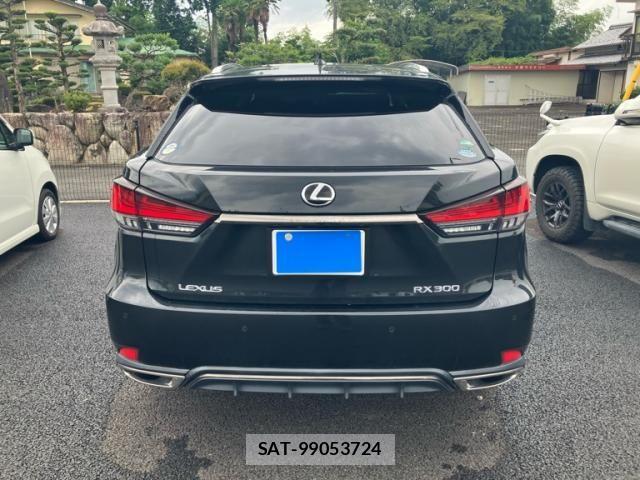 Lexus RX 2020-01 8659998-3