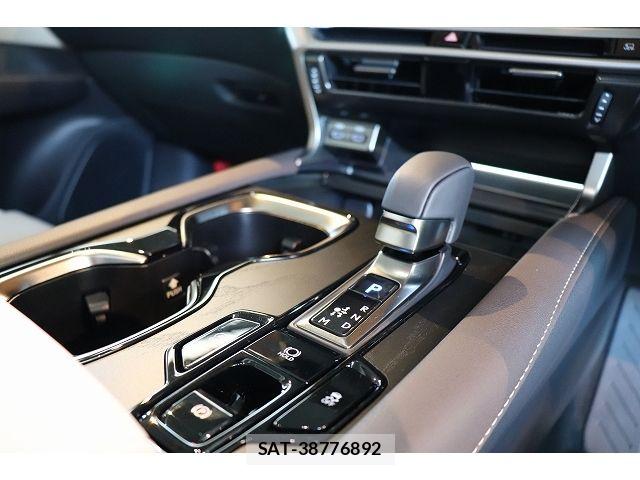 Lexus RX 2026-01 6676718-18