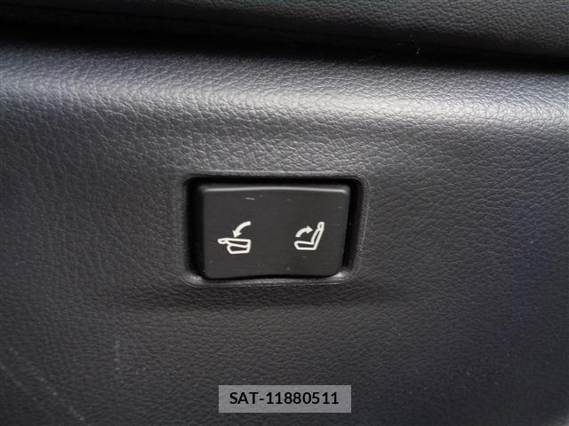 Lexus RX 2025-06 6815748-11