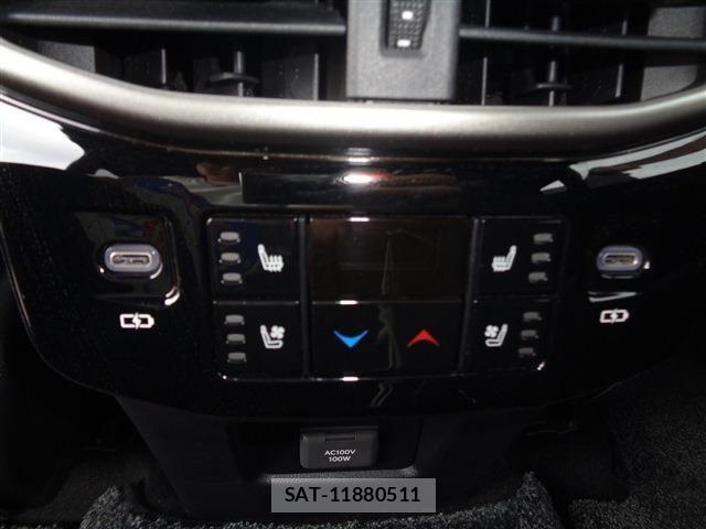 Lexus RX 2025-06 6815748-13