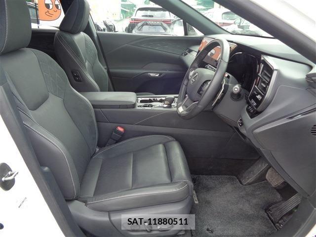 Lexus RX 2025-06 6815748-18