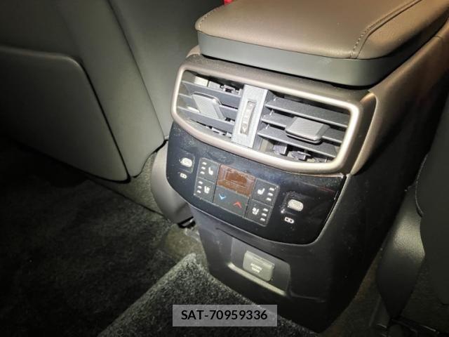 Lexus RX 2024-02 7509069-16