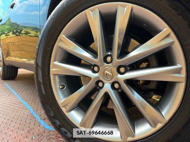 Lexus RX 2012-06 7725194-12