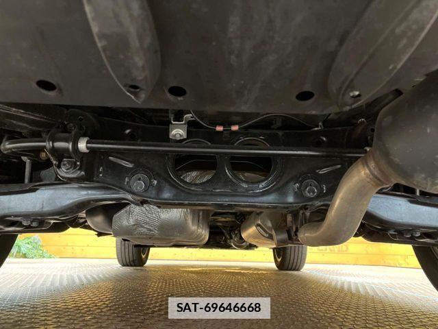 Lexus RX 2012-06 7725194-18