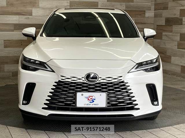 Lexus RX 2023-11 8336599-2
