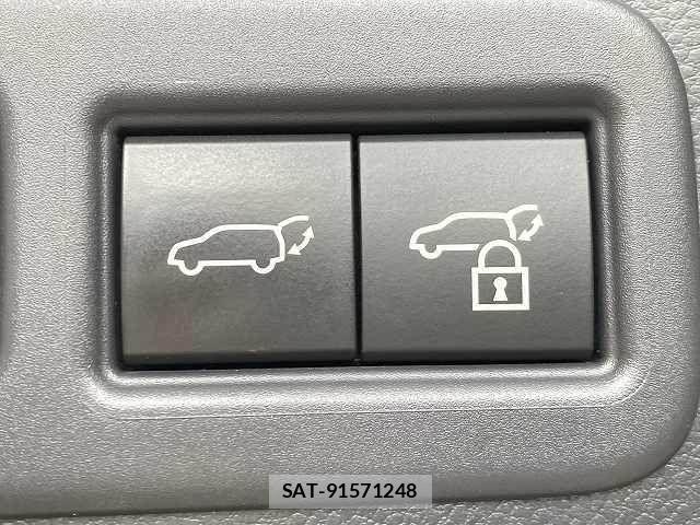 Lexus RX 2023-11 8336599-7
