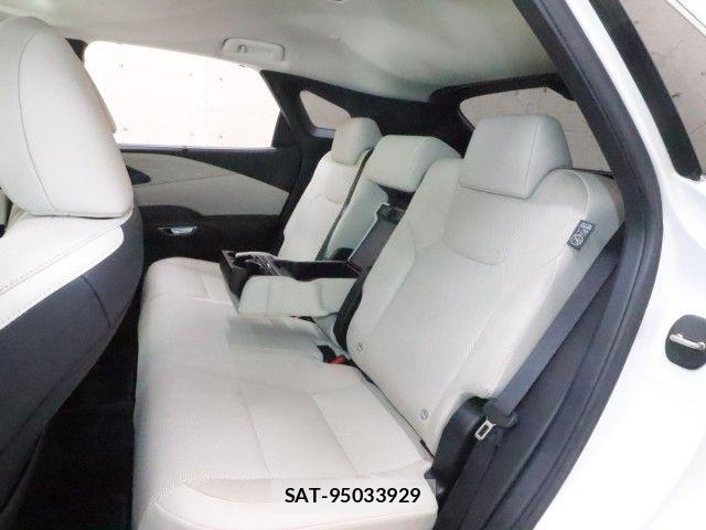 Lexus RX 2024-01 8562480-10