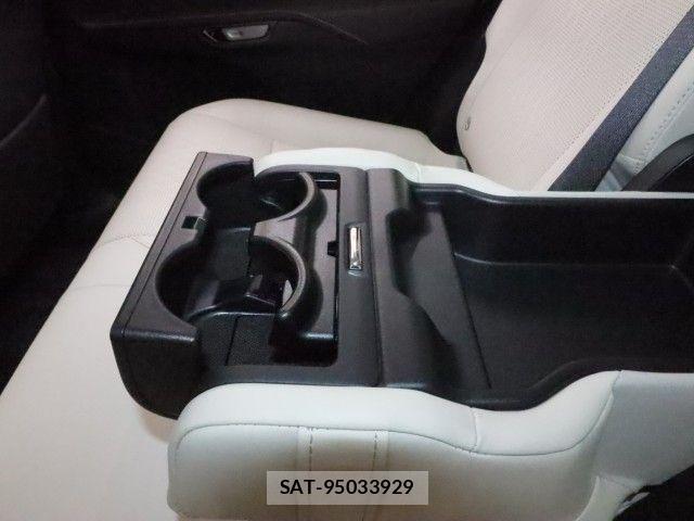 Lexus RX 2024-01 8562480-11