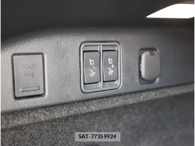 Lexus RX 2025-07 7272245-12