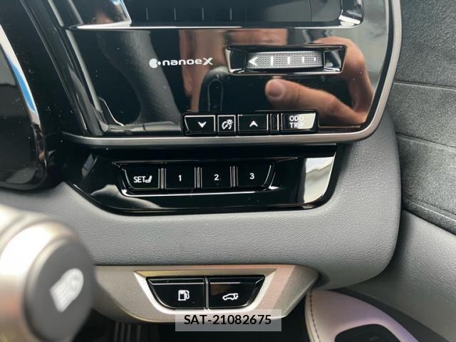 Lexus RX 2025-08 7358555-17