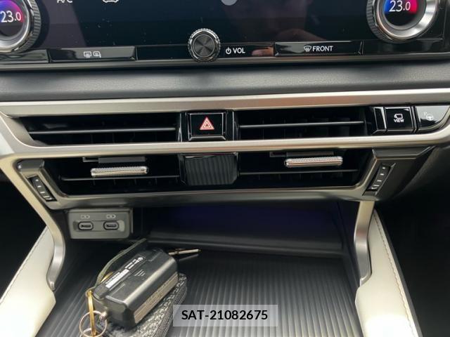 Lexus RX 2025-08 7358555-23