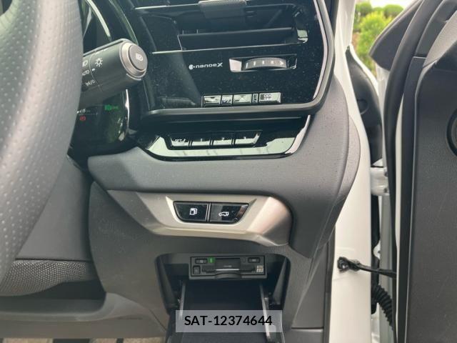 Lexus RX 2026-04 7617733-17
