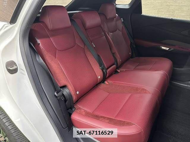 Lexus RX 2023-12 7786650-9