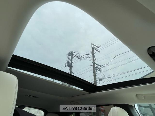 Lexus RX 2023-08 7877449-26