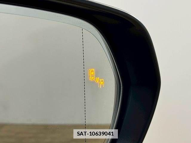 Lexus RX 2023-12 7962456-9