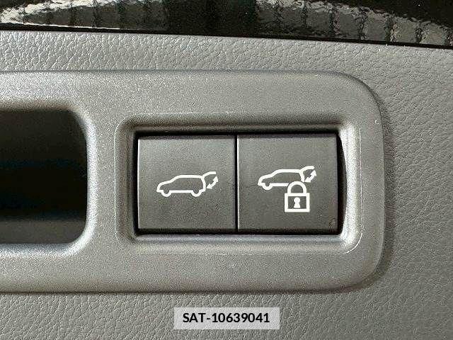 Lexus RX 2023-12 7962456-10