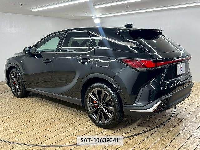 Lexus RX 2023-12 7962456-15