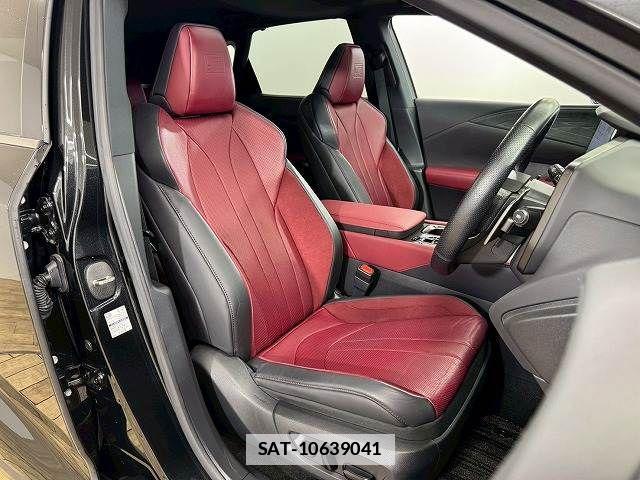 Lexus RX 2023-12 7962456-4