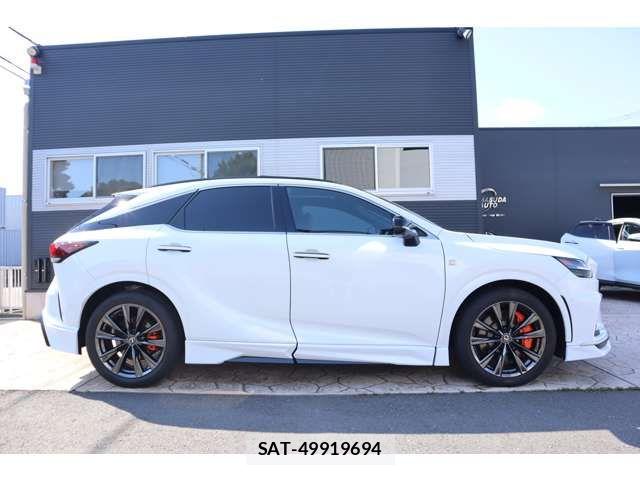 Lexus RX 2025-11 8074392-3