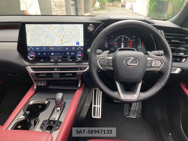 Lexus RX 2023-08 8100195-19