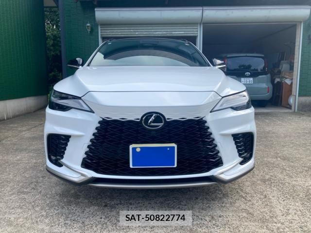 Lexus RX 2023-08 8100194-2