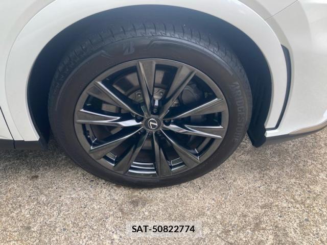 Lexus RX 2023-08 8100194-7