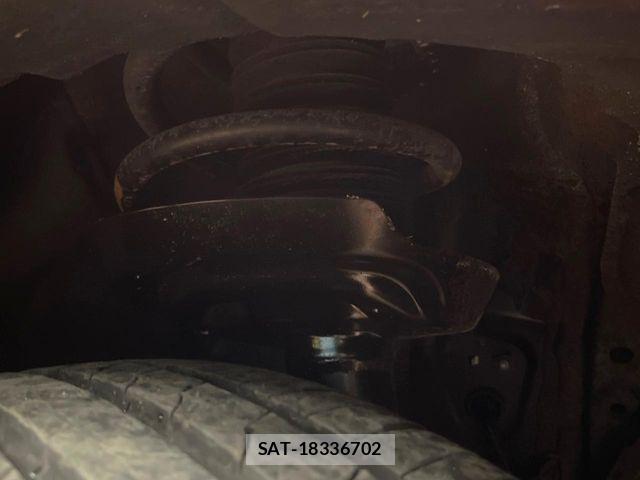 Lexus RX 2023-12 8158707-19