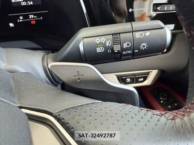 Lexus RX 2025-11 8208455-29