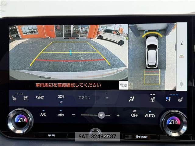 Lexus RX 2025-11 8208455-6