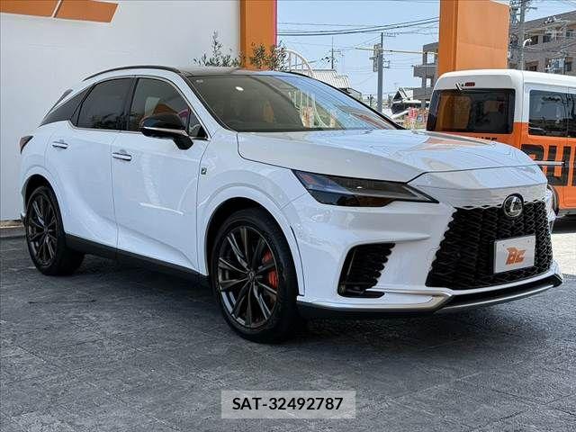 Lexus RX 2025-11 8208455-7
