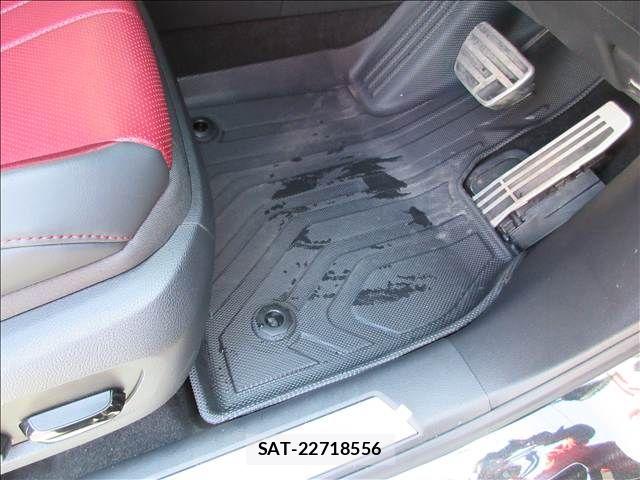 Lexus RX 2023-01 8245760-28