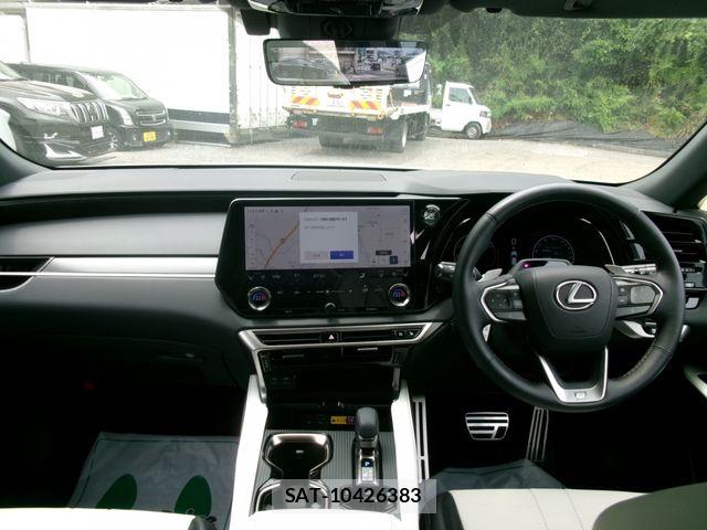 Lexus RX 2025-09 8245757-1