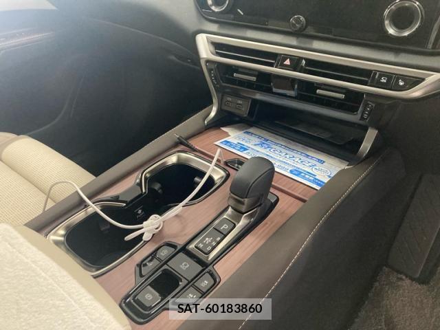 Lexus RX 2023-08 8366784-19