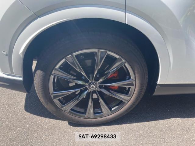 Lexus RX 2024-06 8413319-3