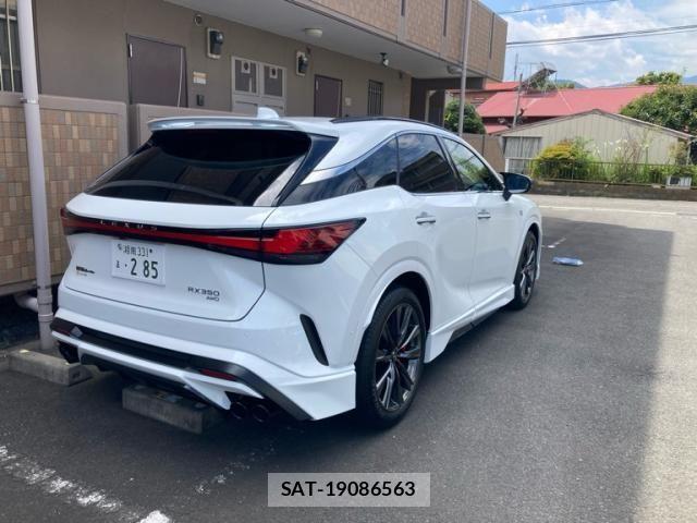 Lexus RX 2025-07 8438359-14