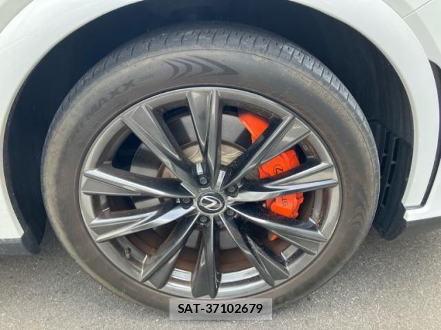 Lexus RX 2023-10 8562484-16