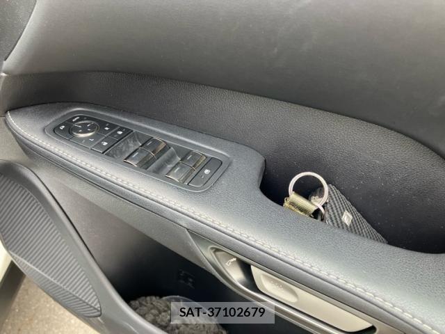 Lexus RX 2023-10 8562484-20