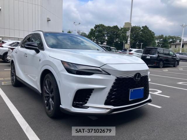 Lexus RX 2023-10 8562484-2