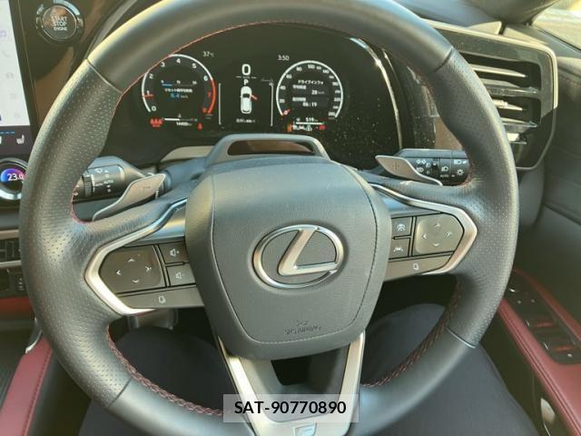 Lexus RX 2025-07 8660000-22