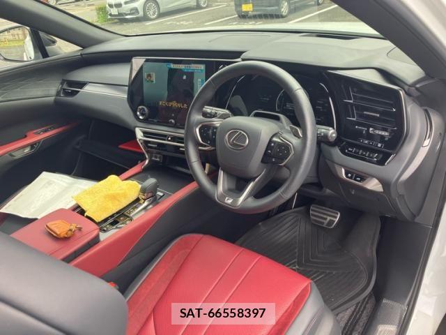 Lexus RX 2025-08 8685864-15