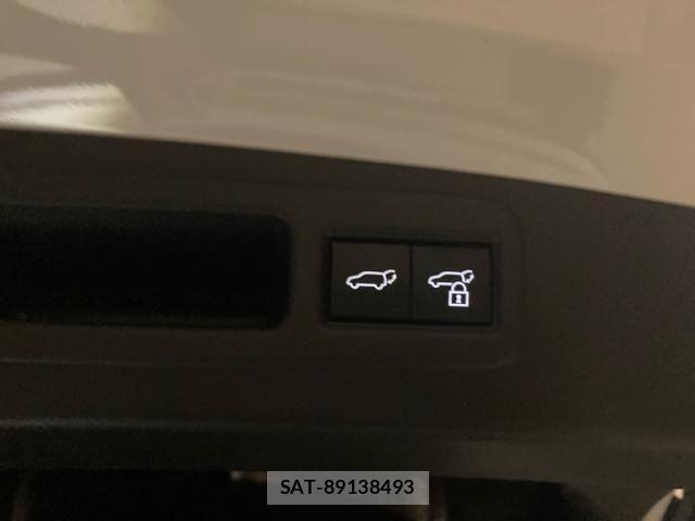 Lexus RX 2023-10 8743503-10